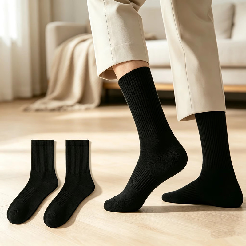 Athletic Sock Cushion - メンズ用スポーツソックス2足セット。吸湿速乾性に優れたクッション付きのクルー丈ソックスで、スポーツ、ランニング、旅行、ハイキングに最適。